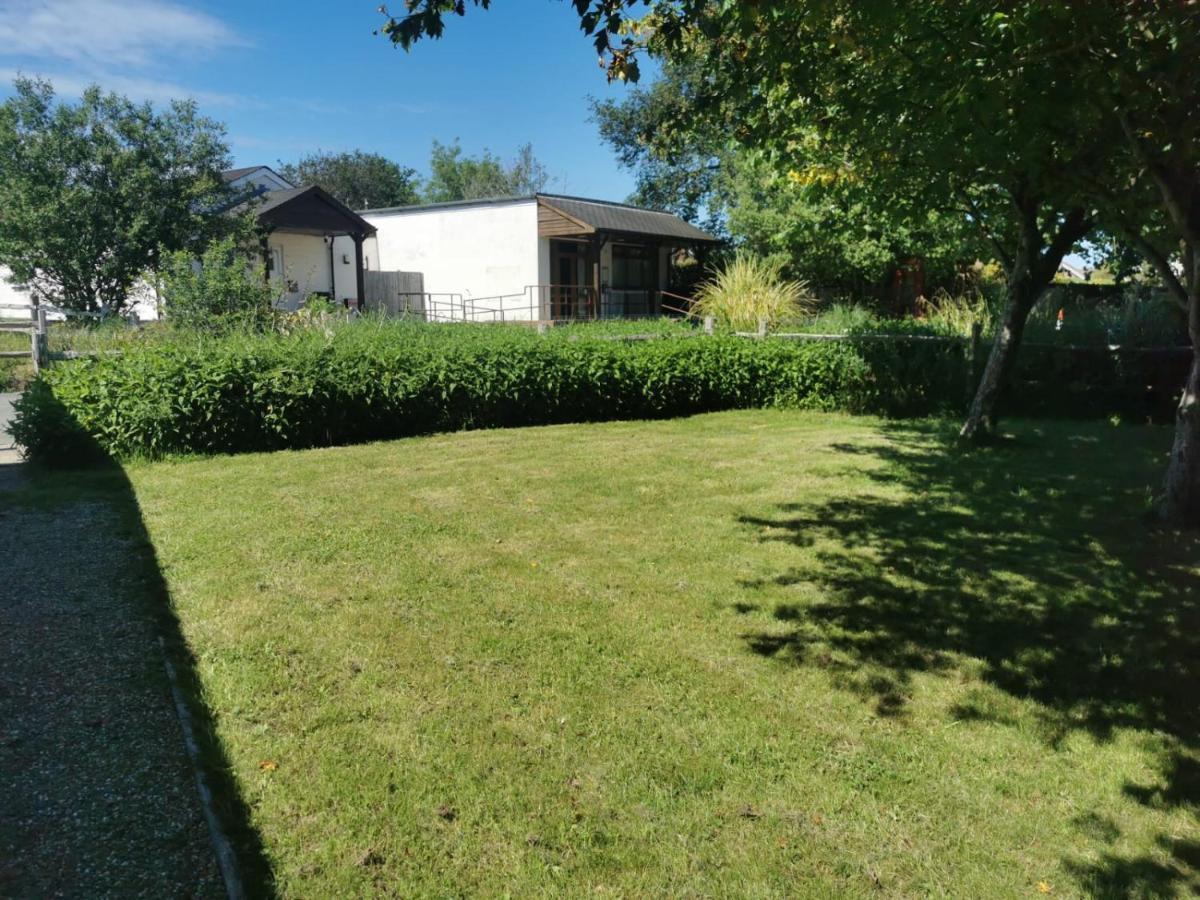 Chestnut Meadow Country Park Villa Sidley Exterior photo